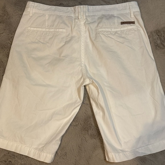 Men's White Casual Shorts - Picture 4 of 5